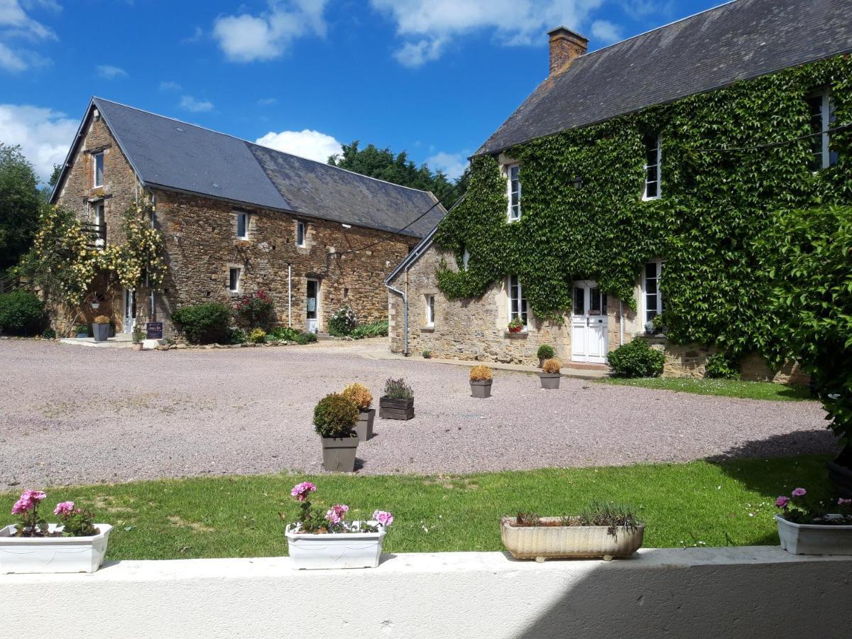 Gasthaus La Ferme Des Epis Ouffieres Exterior foto